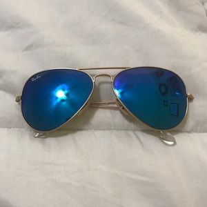 Ray-Ban Aviator Blue Flash Lenses w/ Gold Frame
